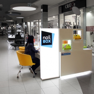 NAIL BOX