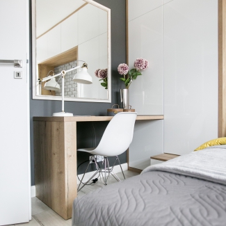 Sypialnia z kącikiem do pracy