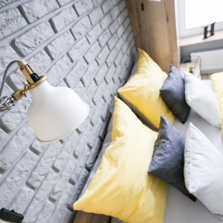 Sypialnia z kącikiem do pracy