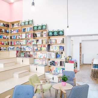 Projekt wnętrza kawiarnio-księgarni Kahawa Kawa i Książka w Poznaniu