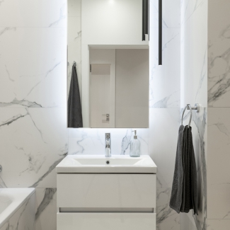 W NIEBANALNYCH RAMACH