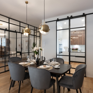 W NIEBANALNYCH RAMACH