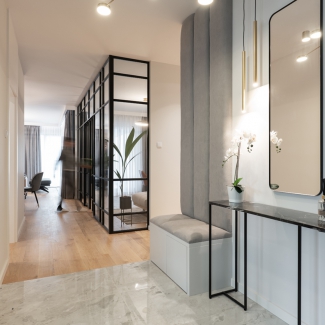 W NIEBANALNYCH RAMACH
