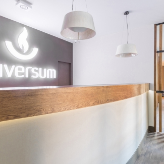 Universum//Woźna_01