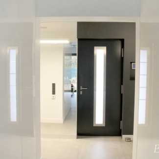 DOM NA SKRAJU LASU 13