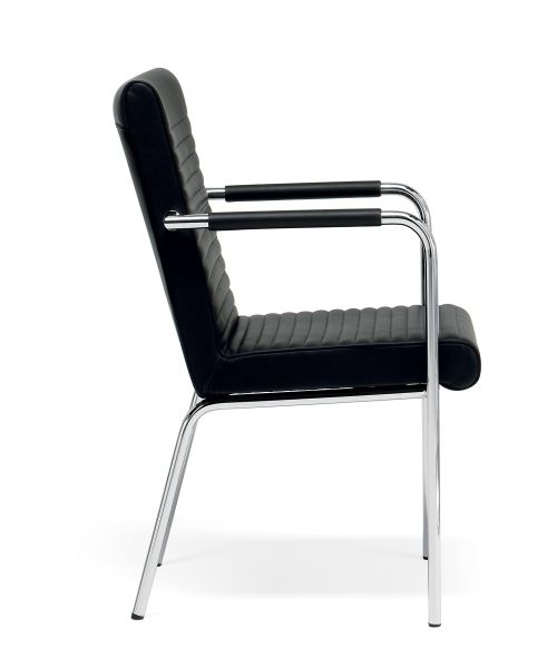 Krzesło QUILT z podłokietnikami - czarna skóra