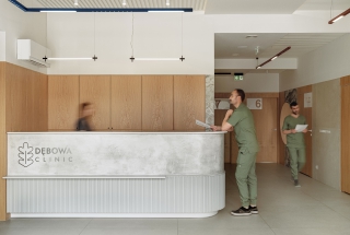 Wnętrze Dębowa Clinic