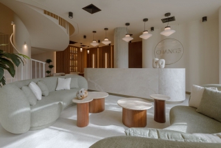 Fitness w wersji slow - CHANGE Studio zaprojektowane przez pracownię HOLA Design